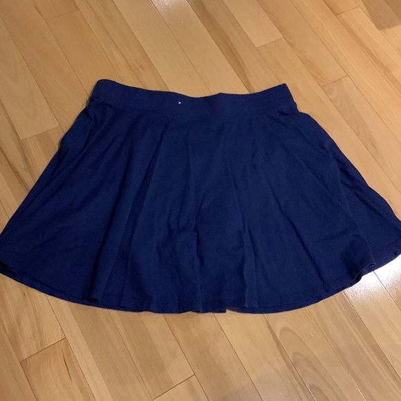 NWT/NWOT 3 Children’s Place Skirts/Skorts with shorts attached - size 16 - Picture 14 of 16